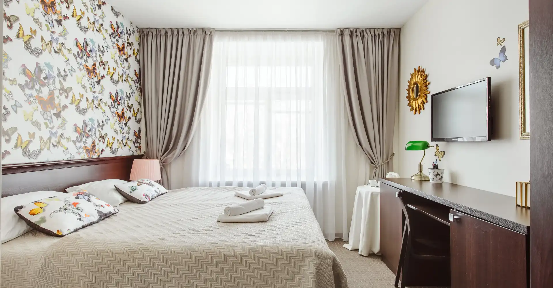 Drugelių apartamentas — Bohema