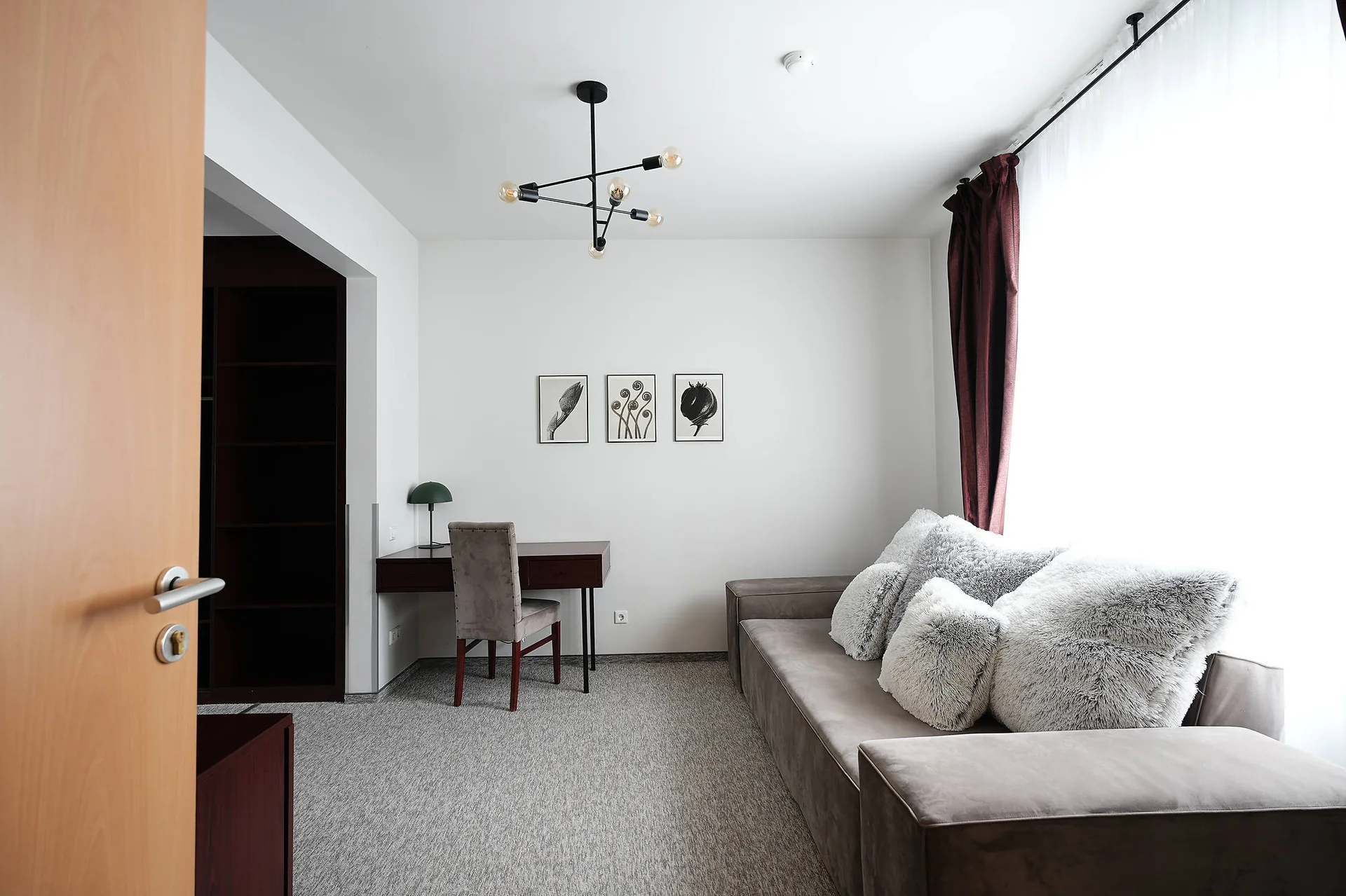 Šeimyninis apartamentas — Navalis